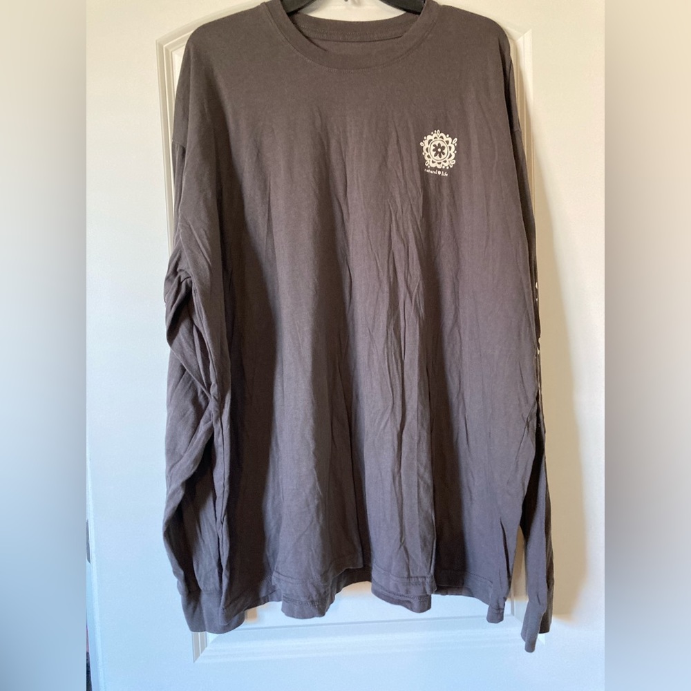 Natural Life Be Happy long sleeve shirt